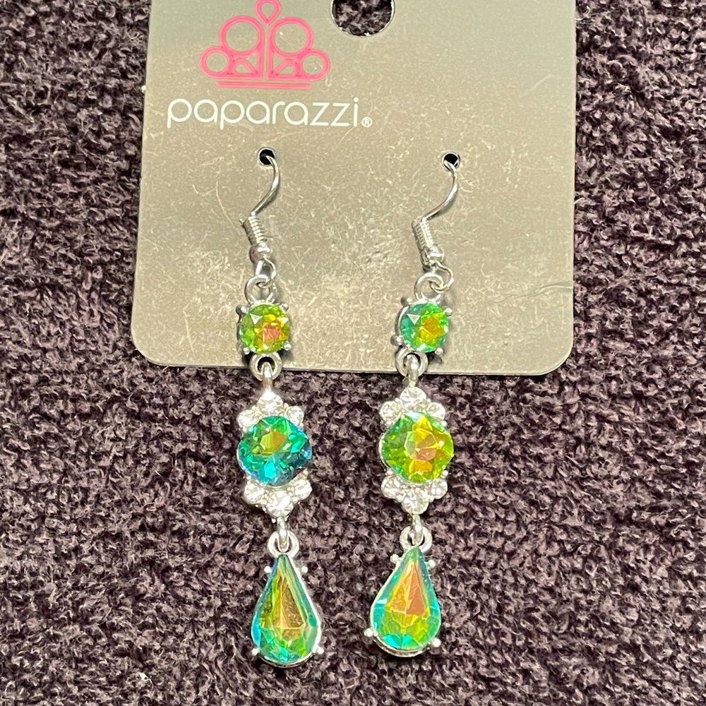 NWT - Paparazzi Dangle Earrings - Green/Silver/Yellow - iridescent